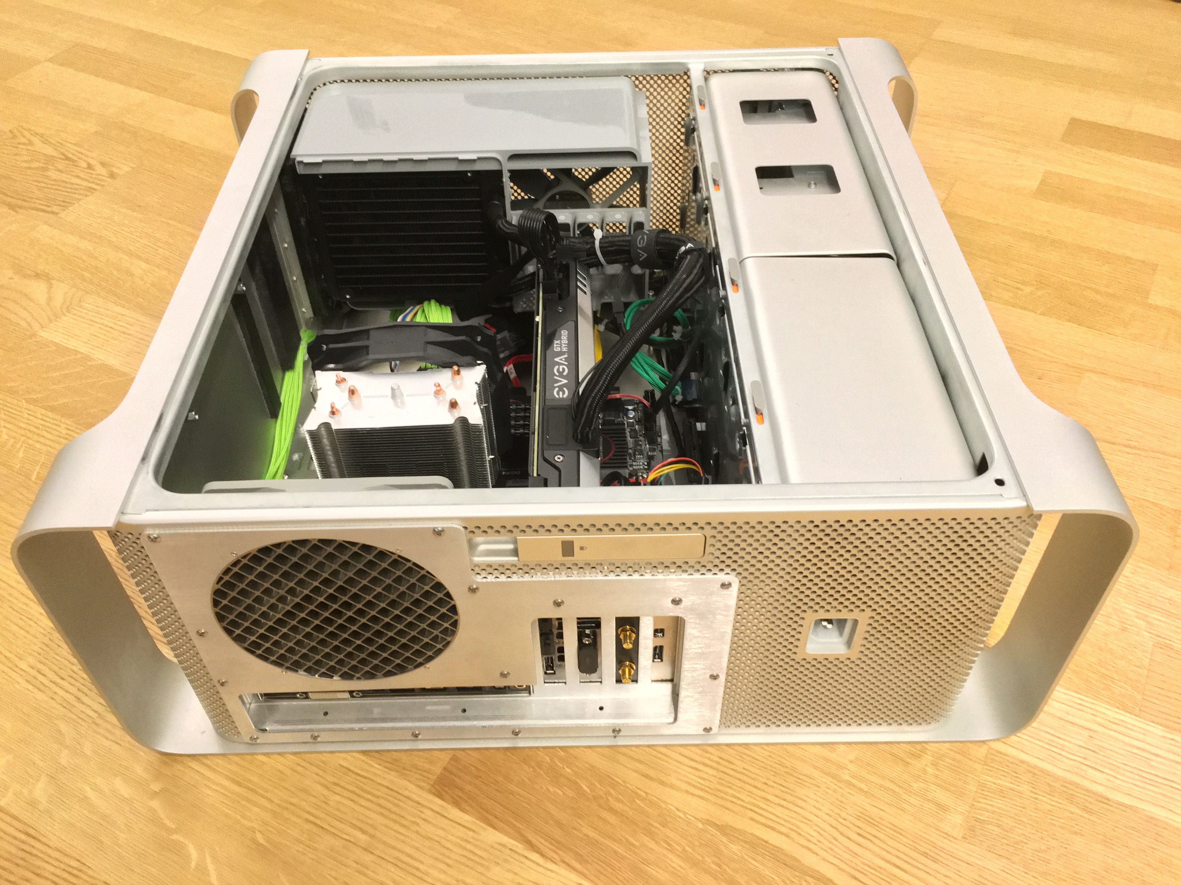 case-backside-front.jpg